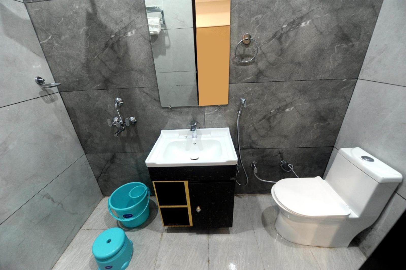 Golden Inn Prayagraj Exterior photo